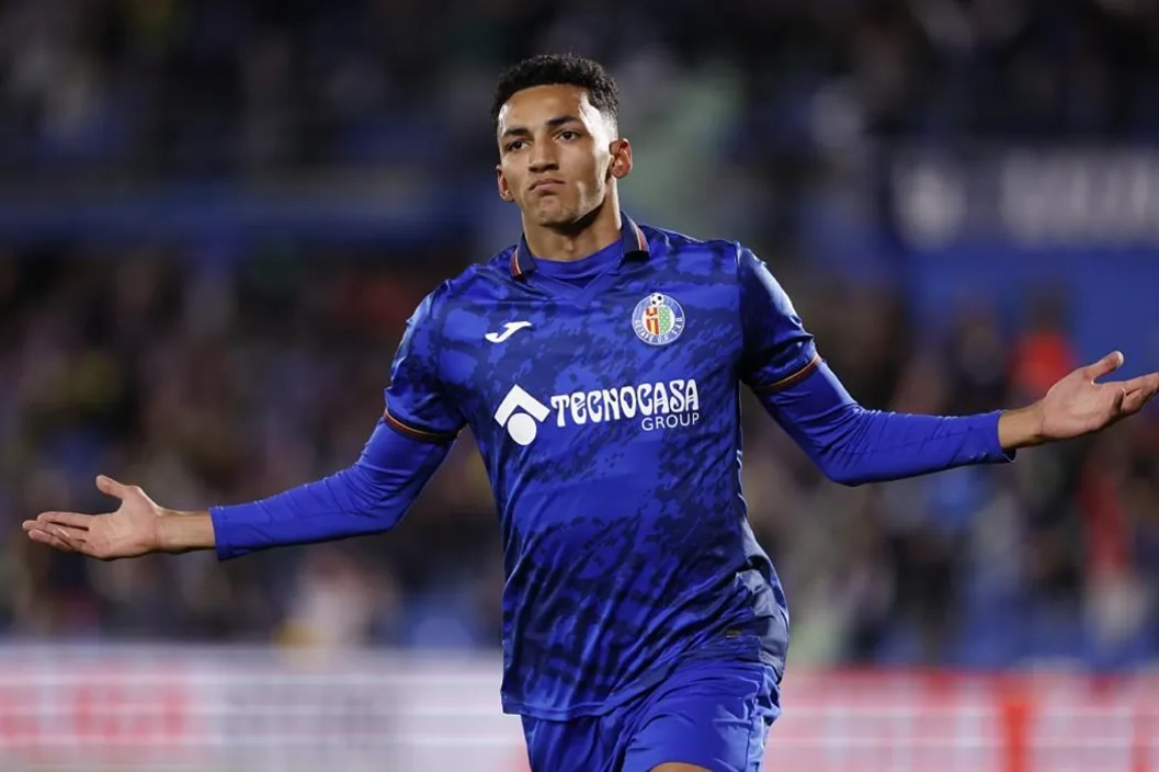Portada de El Getafe gana con Álvaro ganando protagonismo