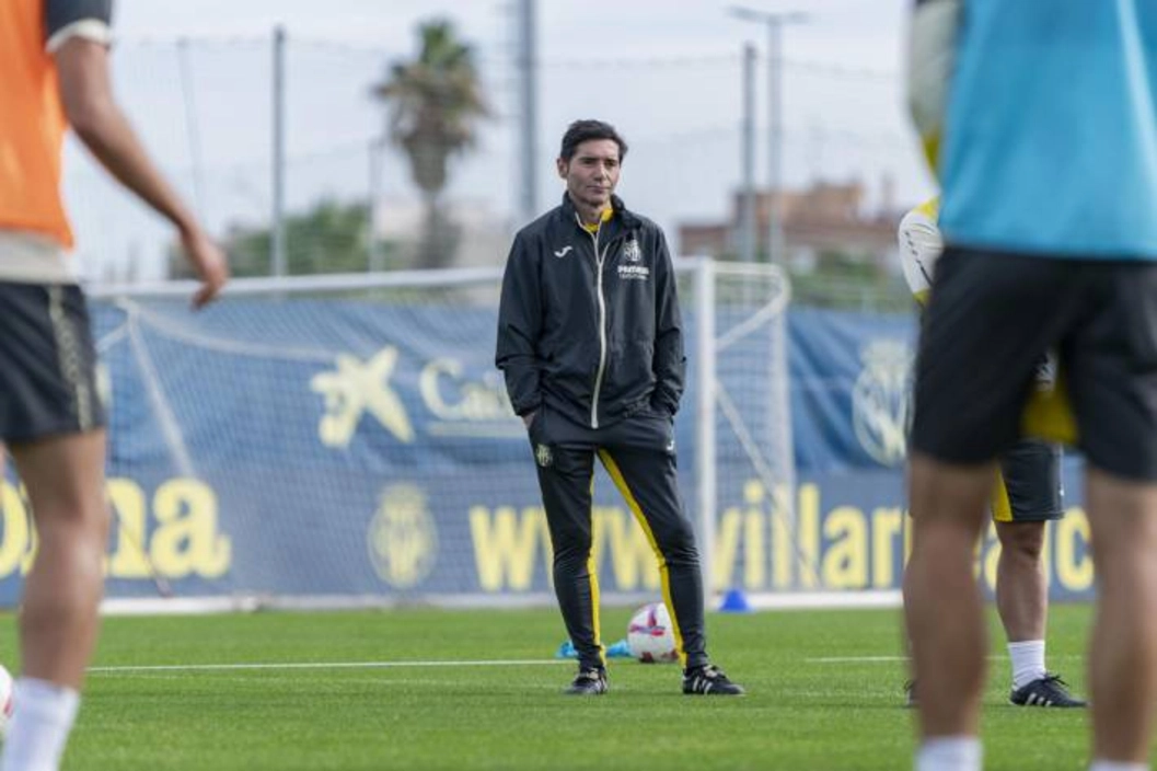 Imagen de la noticia: Marcelino habla de Pape, Ayoze, Barry, Gerard y Luiz Júnior