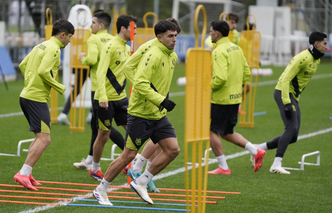 Portada de Zubimendi se repone y está en convocatoria de la Real
