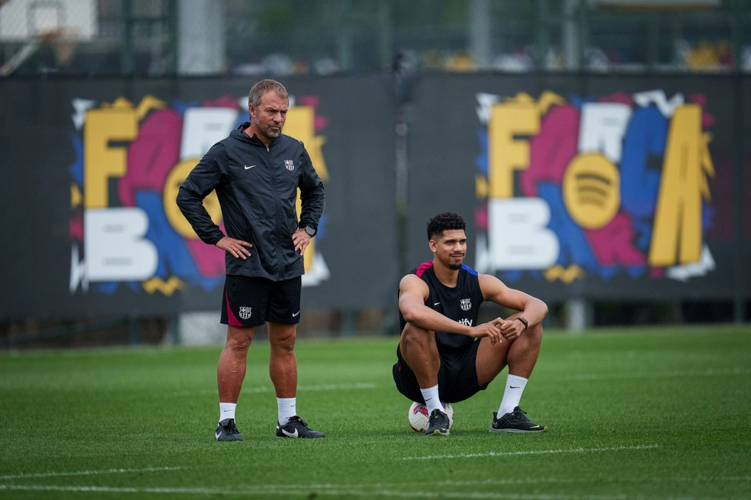 Imagen de la noticia: Araujo titular y Cubarsí descansa en la jornada 17 de La Liga frente al Leganés