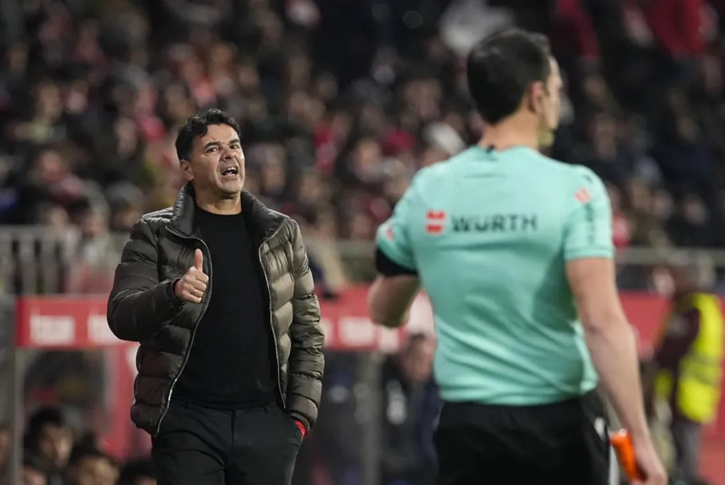 Portada de Míchel habla de proyecciones de Danjuma y Abel