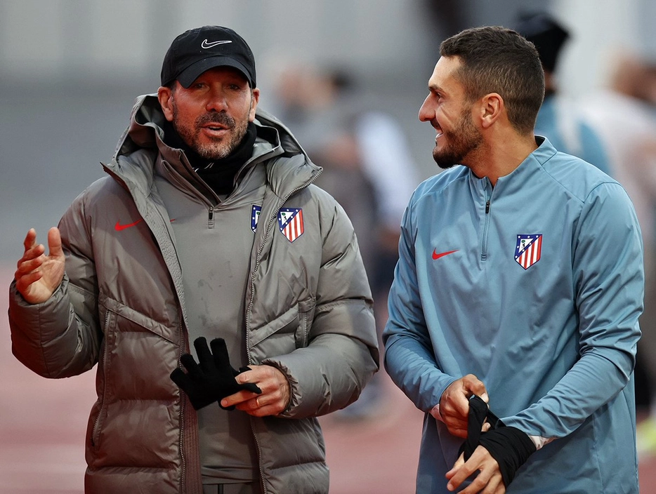 Imagen de la noticia: El Atlético de Madrid retoma los entrenamientos sin Giménez ni Lenglet