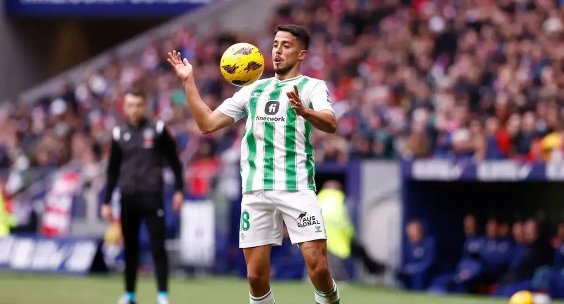 El Betis enfrenta la incertidumbre con Fornals antes de su debut en Copa del Rey