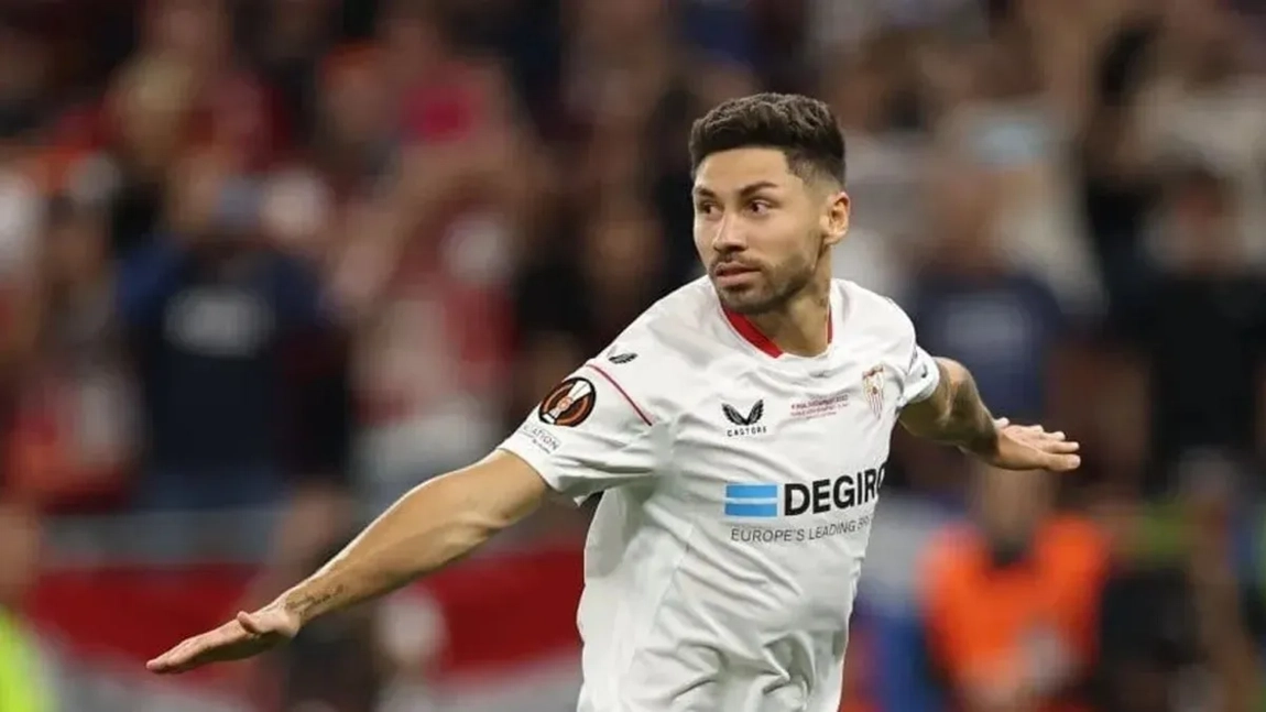 Portada de Montiel acelera su salida del Sevilla