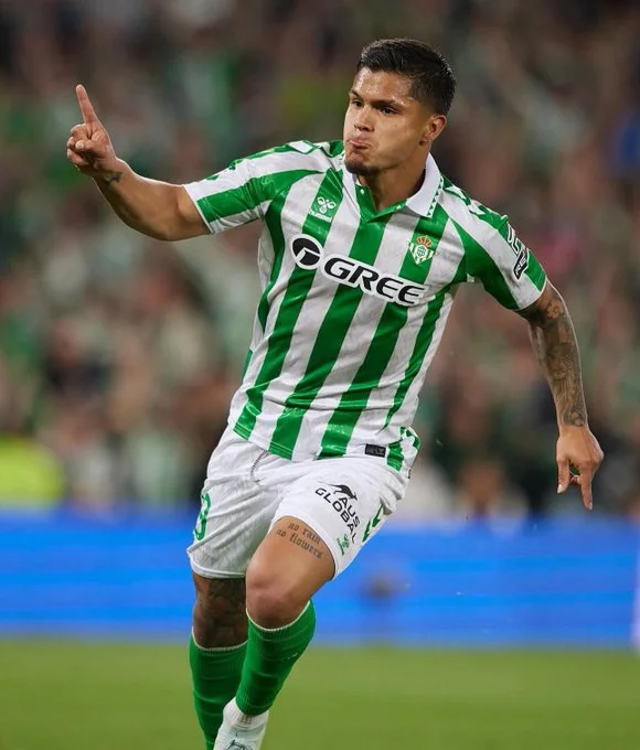 Imagen de la noticia: La Liga Fantasy: ⚽ Resumen del Betis, Jornada 35 vs Osasuna