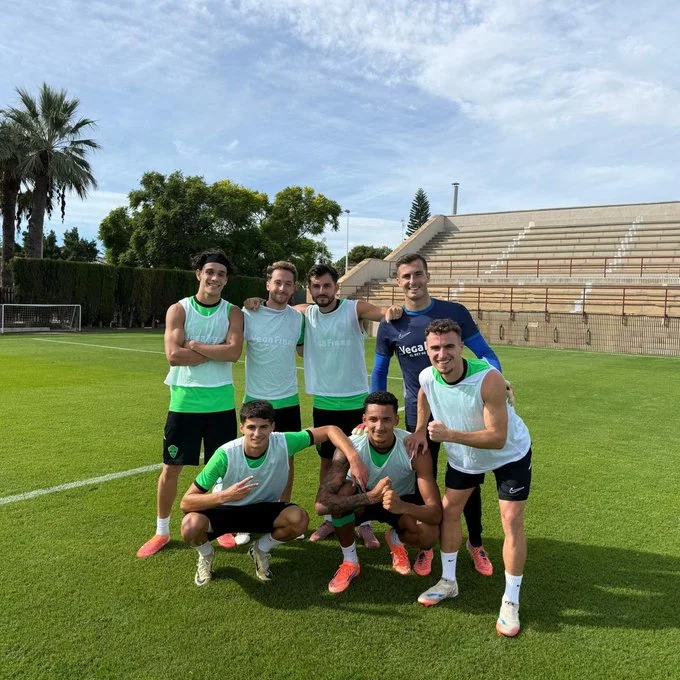 Portada de El Elche tiene a Affengruber listo para el Espanyol