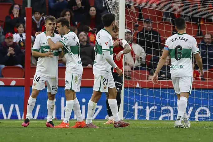 Portada de Derrota complicada del Elche ante el Mallorca - Jornada 16 Liga Fantasy