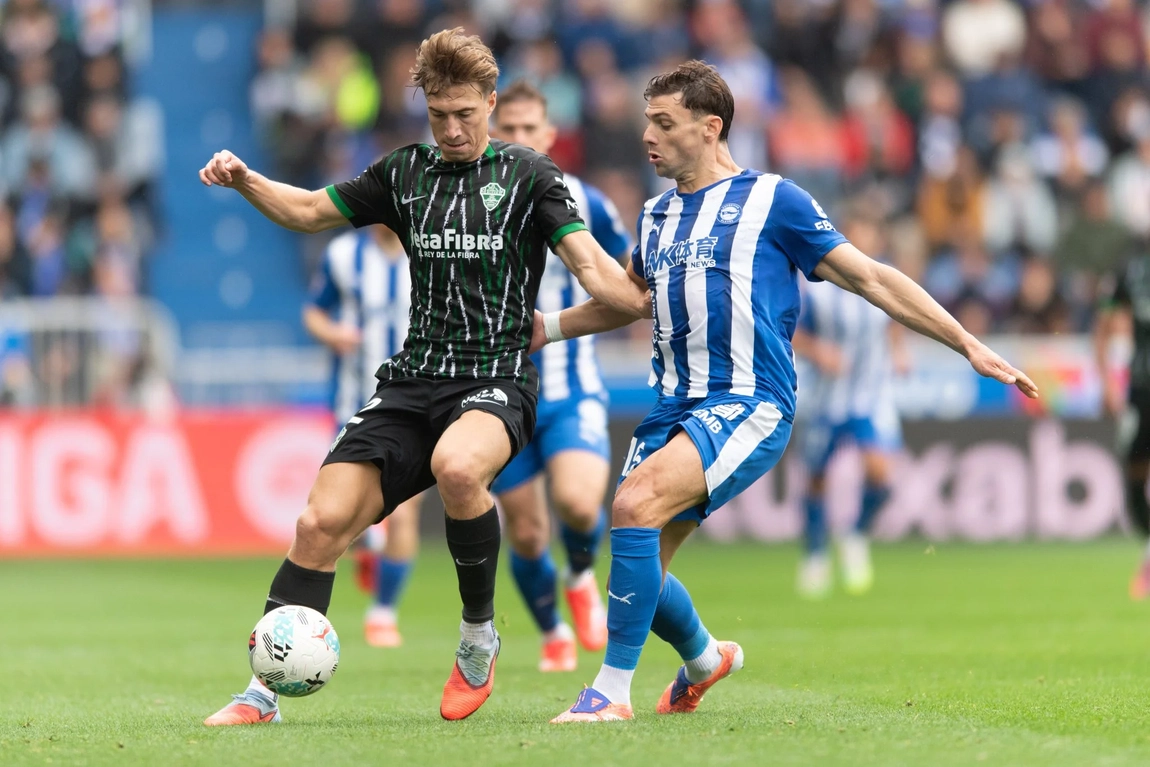 Portada de El Elche pierde el invicto ante el Alavés - Jornada 8 La Liga
