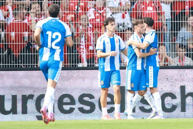 Portada de El Espanyol gana otra vez en Alemania