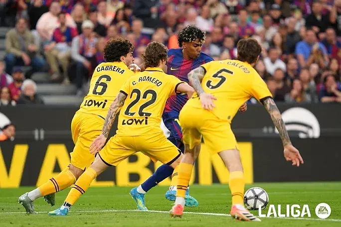 Cae el Espanyol en el derbi con el Barcelona, Lozano marca el de la honra - Jornada 31 La Liga