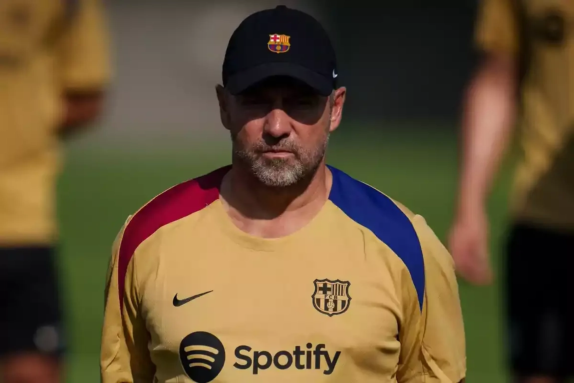 Portada de El Barcelona lidera las salidas en la ventana FIFA