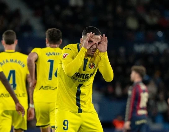 Mikautadze da el gol del triunfo al Villarreal - recuperación Jornada 16 Liga Fantasy