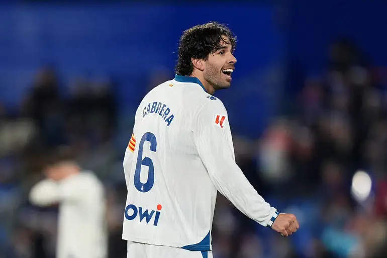 Cabrera entra en la convocatoria para enfrentarse al Rayo Vallecano