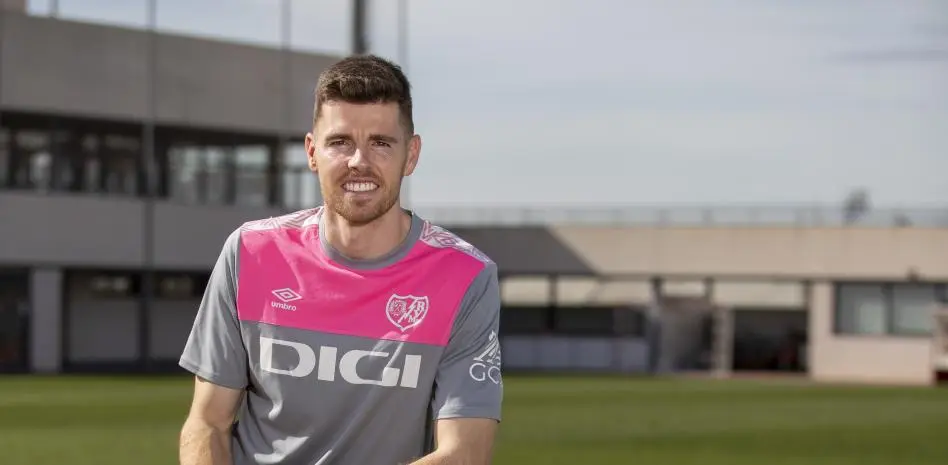 Portada de Gumbau activa su mecanismo para volver al Rayo