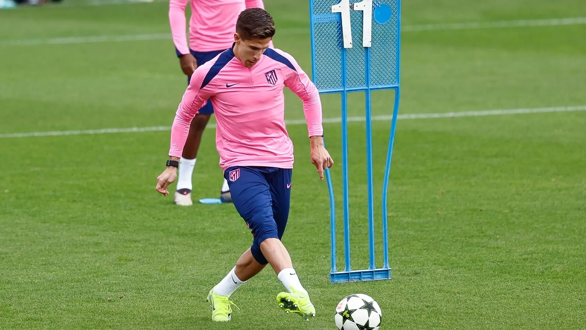 Portada de Giuliano se retira del entrenamiento del Atlético, alerta