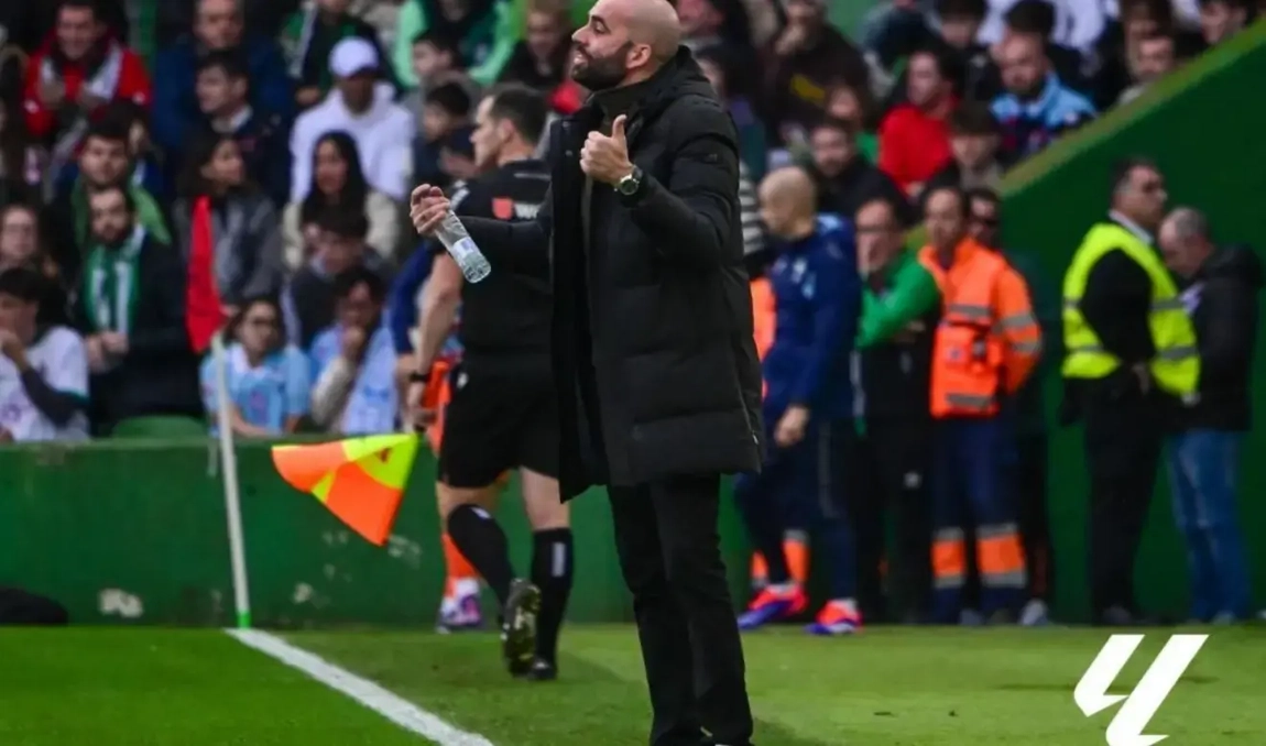 Portada de Giráldez sobre situaciones de Aspas, Alfon, lo de Iker Losada, más Jones, Aidoo