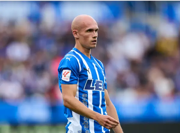 Portada de Guridi es baja del Alavés para el derbi de este sábado en La Liga