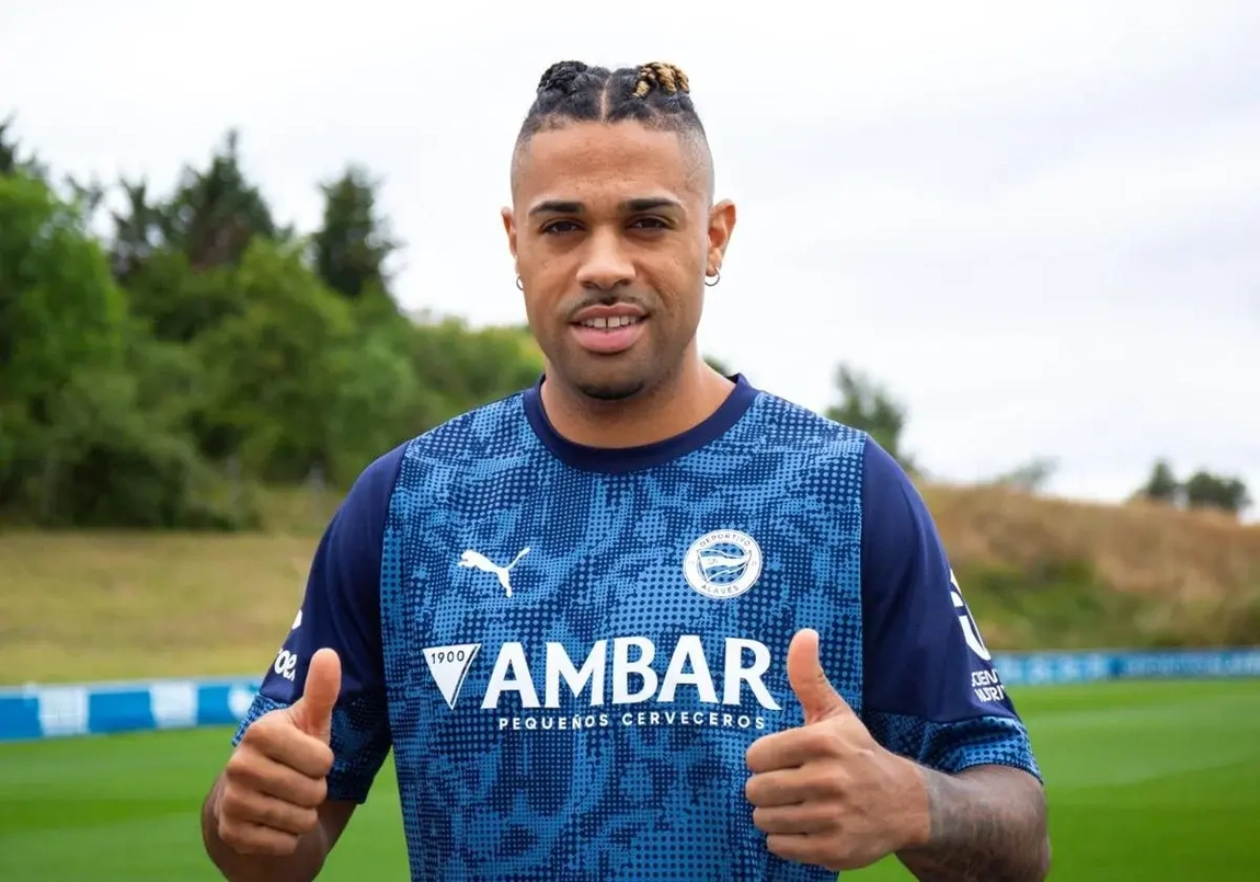 El Alavés hace oficial el fichaje de Mariano Díaz. Análisis y recomendación Fantasy.