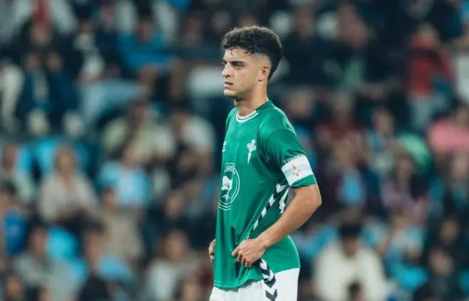 Parte médico de Hugo Álvarez, baja confirmada del Celta ante el Barcelona