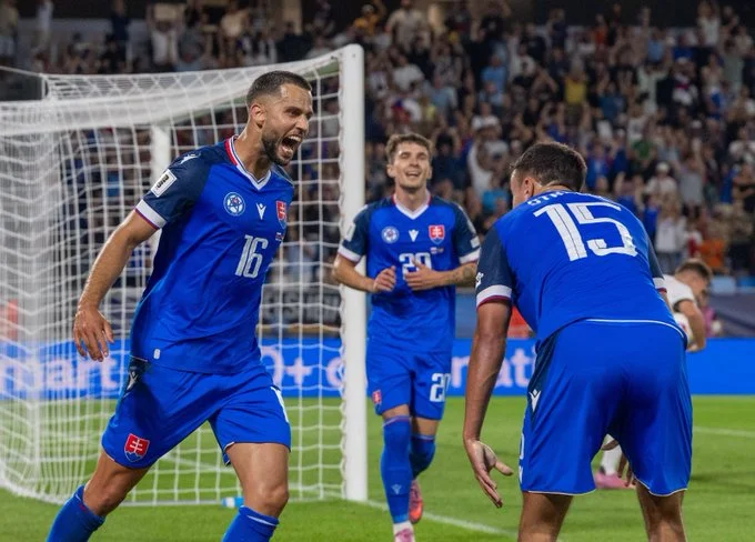 Portada de Hancko guía el triunfo de Eslovaquia sobre la Alemania de Rudiger