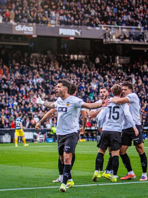 Duro, Comert y Ramazani con goles en el triunfo del Valencia - Jornada 21 Liga Fantasy