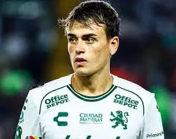 Portada de Oficial: Nico Fonseca, nuevo fichaje de invierno del Oviedo