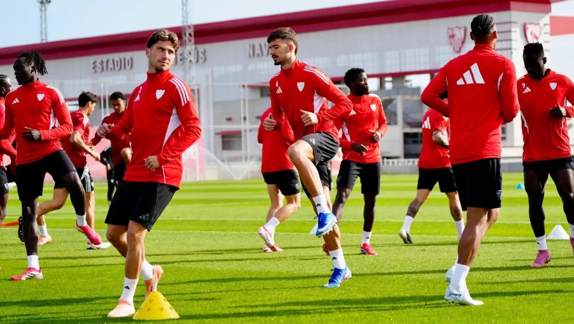 Última hora sobre el estado de Vlachodimos y Kike Salas en el Sevilla
