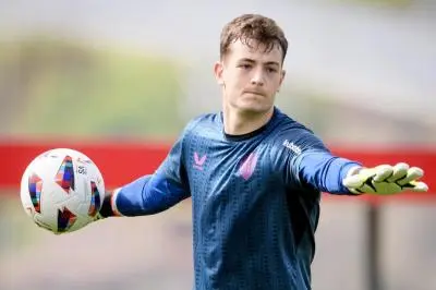 Noticia: El Valencia explora fichar en el Athletic Club de Bilbao Imagen de la noticia: El Valencia explora fichar en el Athletic Club de Bilbao