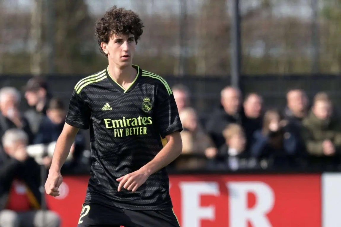 Portada de Jacobo, otro diamante en bruto en la puerta de salida del Real Madrid