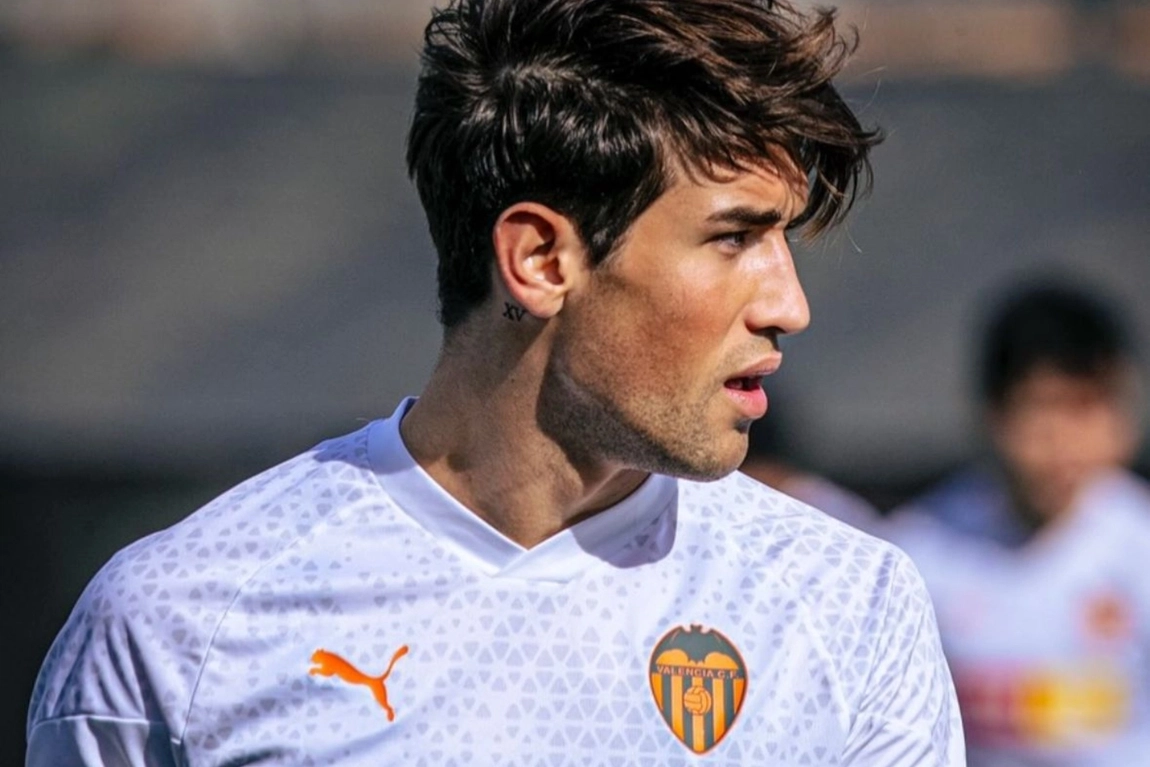 Jesús Vázquez firmaría hasta el 2028 con el Valencia