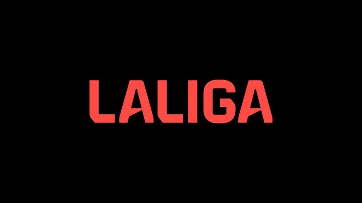 Portada de Pospuesto el Rayo Vallecano - Oviedo por tema de césped y clima