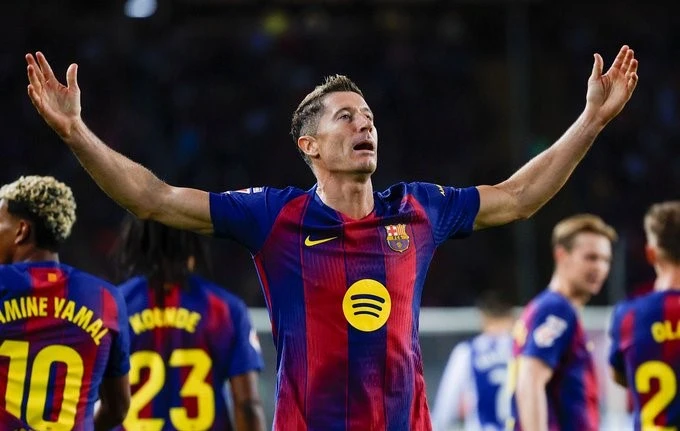 Portada de Lewandowski regresa a los entrenamientos del Barcelona