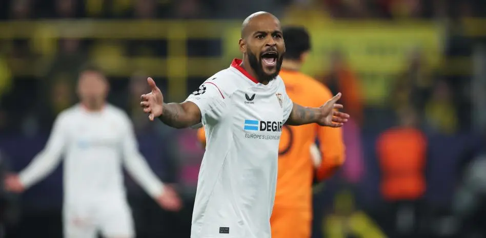 Portada de Oficial: Dura sanción a Marcao, y estrés para la defensa del Sevilla