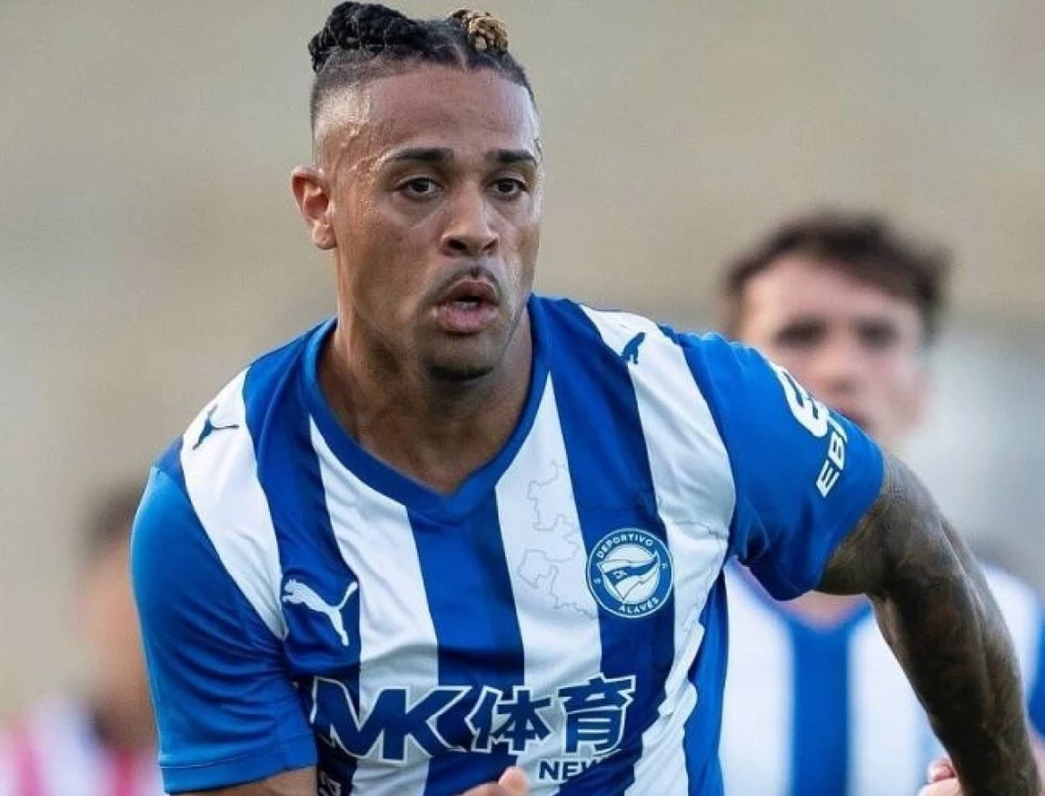 El Alavés descarta a Mariano y Diarra para recibir al Sevilla en la Copa