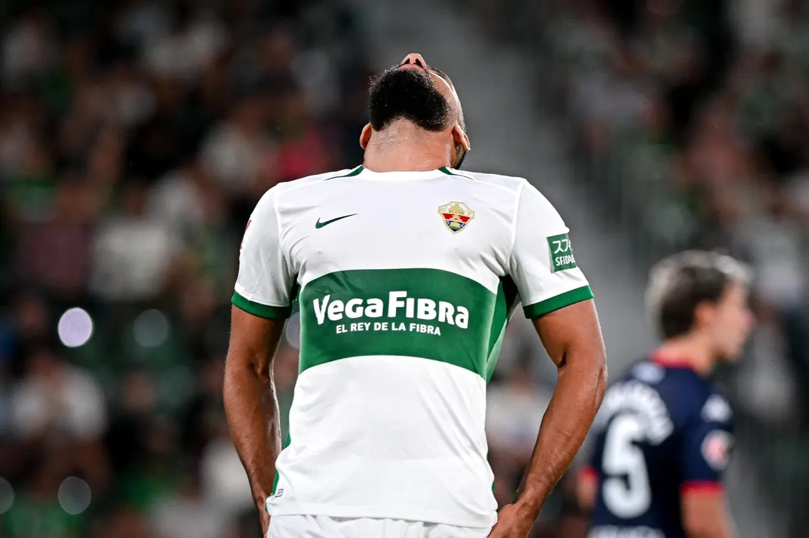 Portada de Mourad se marcha de La Liga EASPORTS, destino México