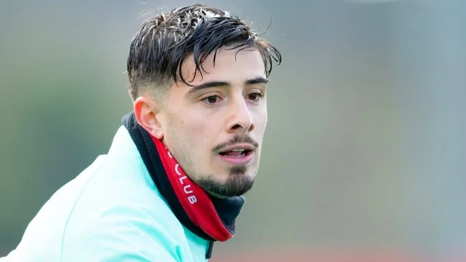 Portada de Nico Serrano es baja de la convocatoria del Athletic para Champions
