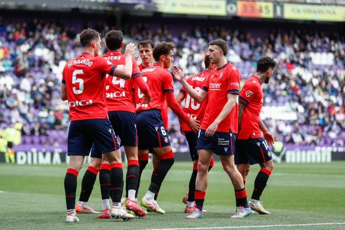 Portada de Entrenamiento del Osasuna con las dos bajas conocidas