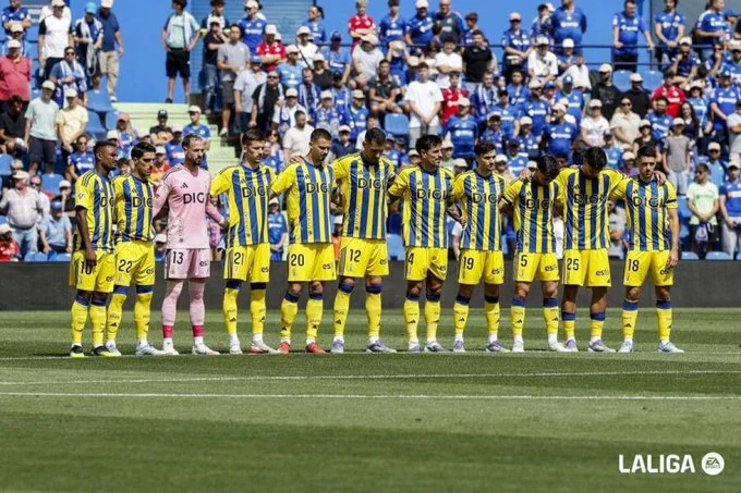 Portada de Derrota del Oviedo, Nacho Vidal a hospital - Jornada 4 La Liga Fantasy