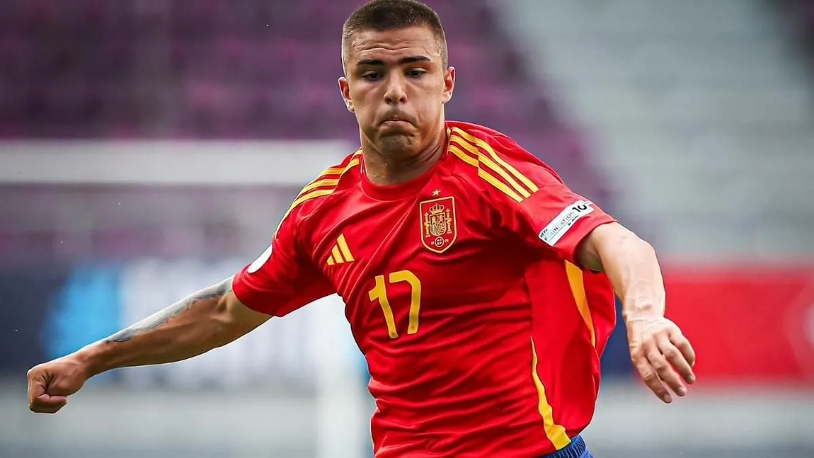 Portada de Gonzalo, Joel y Mendoza en la alineación de España Sub-21