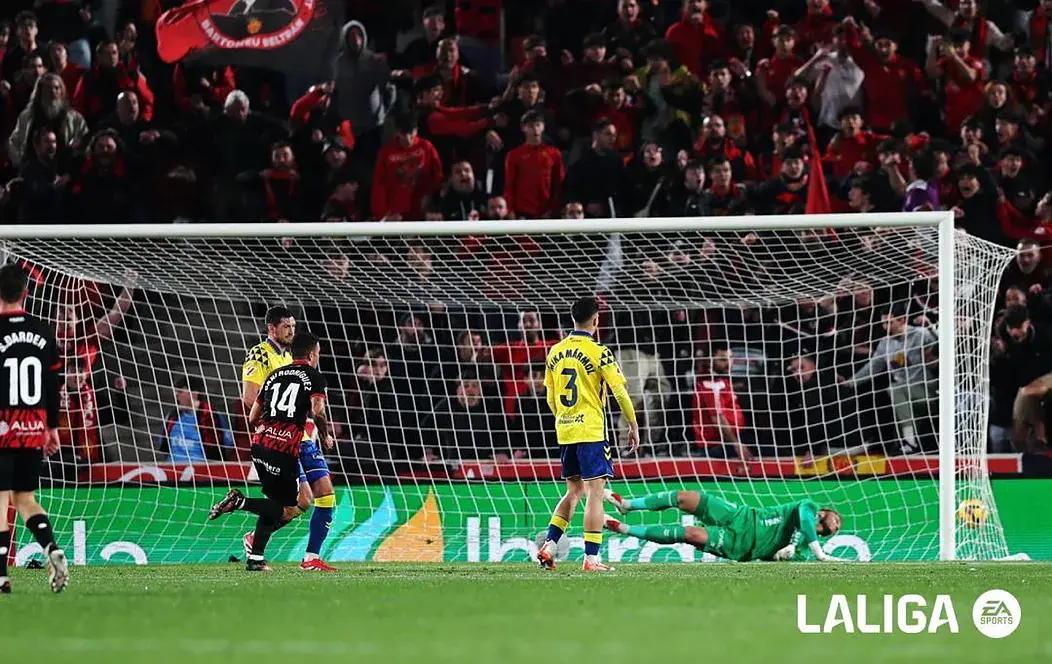 Portada de Resumen Fantasy de Las Palmas tras caer ante el Mallorca, recomendaciones