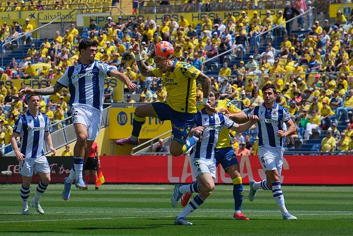 Portada de La Liga Fantasy: ⚽ Resumen de Las Palmas - Jornada 30 vs Real Sociedad