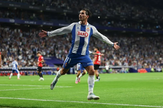 Victoria del Espanyol con uno menos, goles de Pere Milla, Roberto y Kike - Liga Fantasy