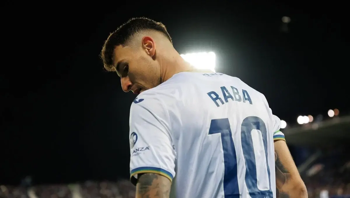Portada de Raba baja el volumen de la alarma y viaja a Sevilla con el Leganés