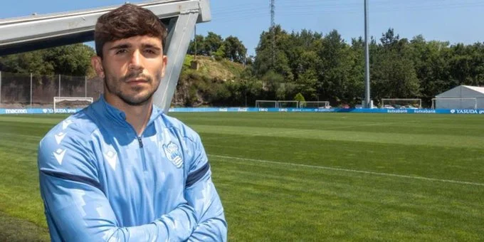 Portada de La Real Sociedad gana el amistoso al Pau
