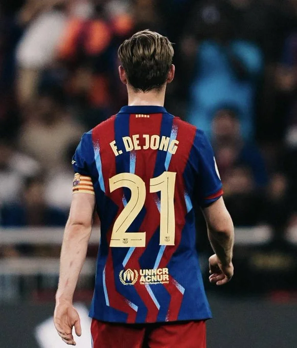 De Jong se baja del Barcelona - Villarrea, lesión en estudio