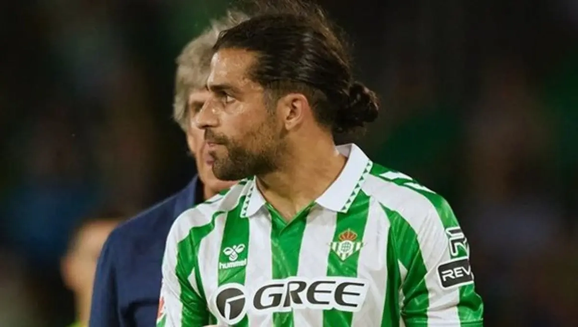 Noticia: El Betis quiere nueva fórmula en el lateral izquierdo Imagen de la noticia: El Betis quiere nueva fórmula en el lateral izquierdo