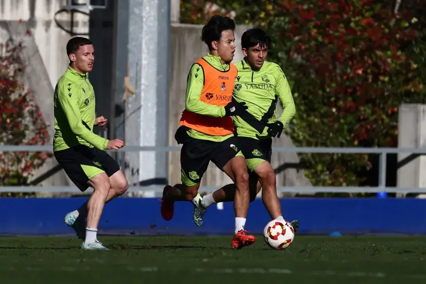 Imagen de la noticia: La Real entrena con nueva duda, y mucho poder en ataque para el derbi