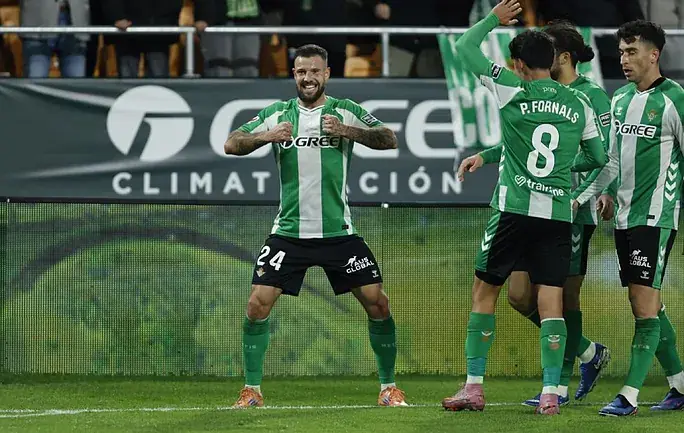 Ruibal y Fornals lideran la goleada del Betis - Jornada 17 Liga Fantasy