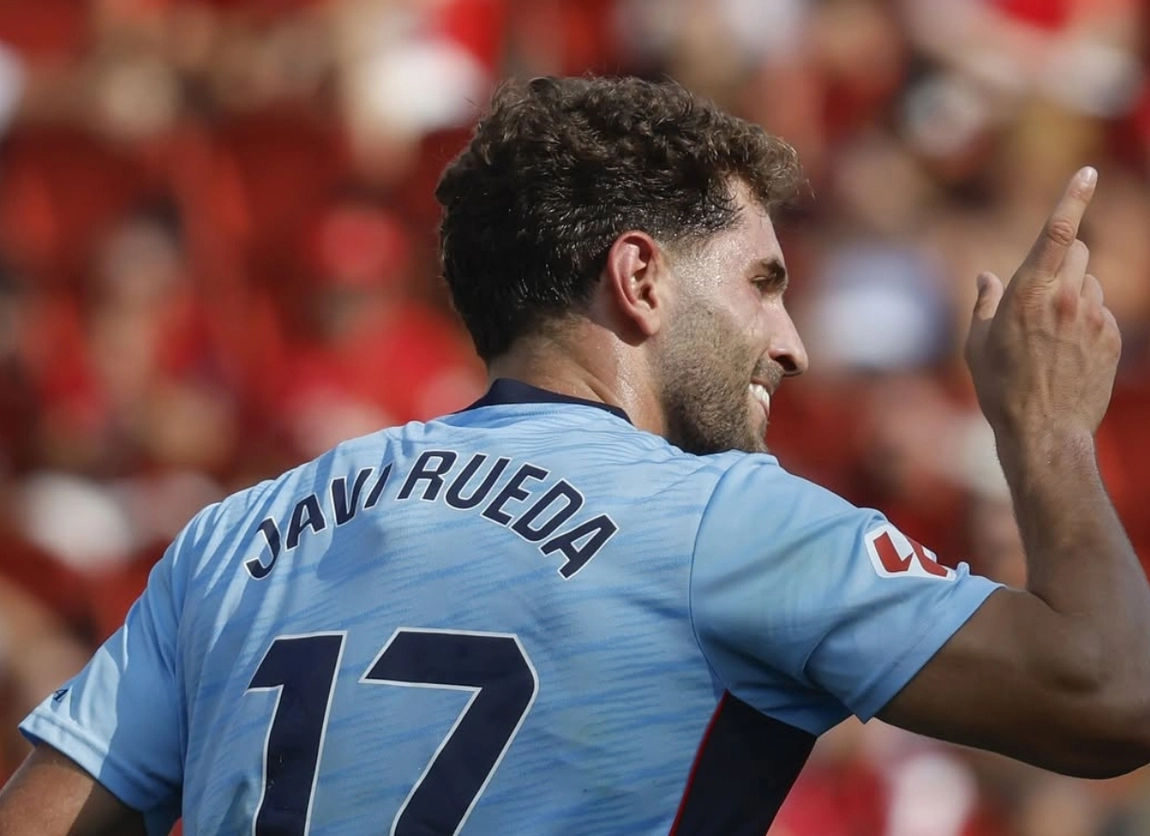 Portada de Carreira, Rueda, Starfelt y Sotelo llegan a la convocatoria del Celta contra Atlético