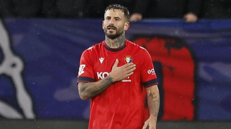 Portada de Dos cambios en el Osasuna contra Las Palmas, uno en ataque, el otro en el centro